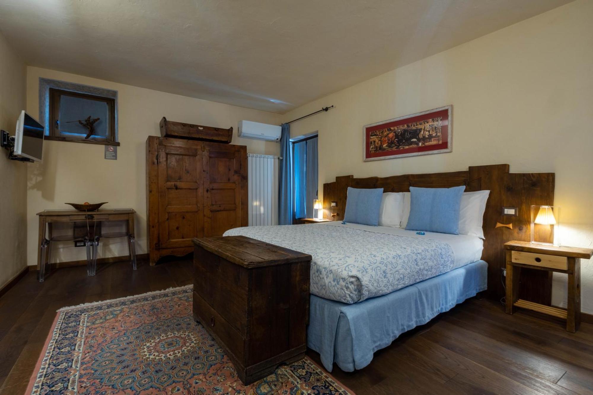 Domus Antica Aosta Otel Dış mekan fotoğraf