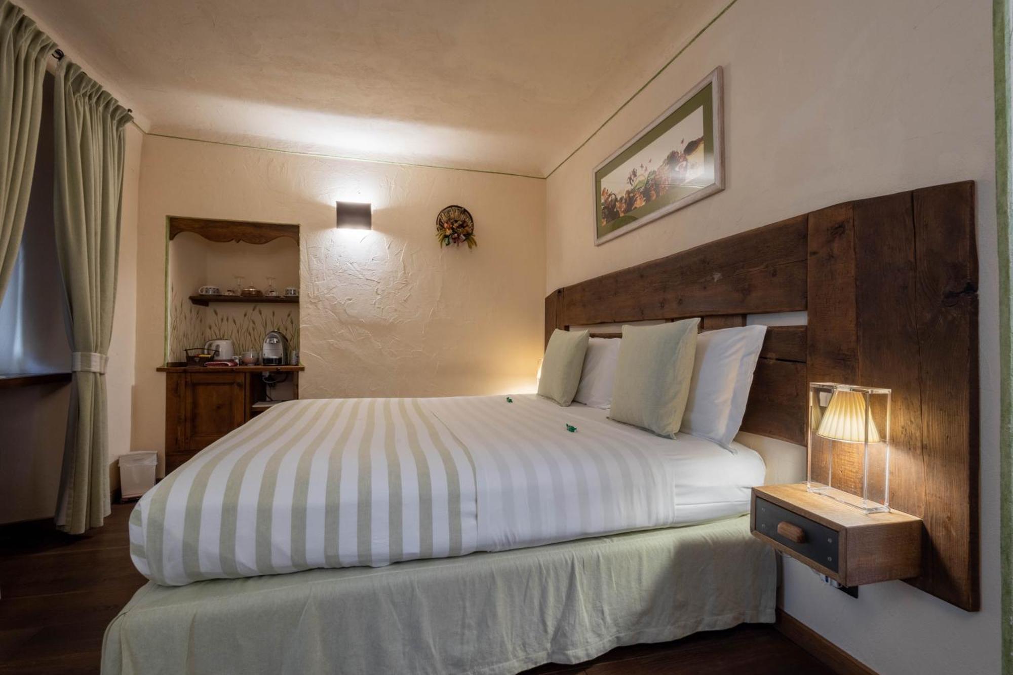 Domus Antica Aosta Otel Dış mekan fotoğraf