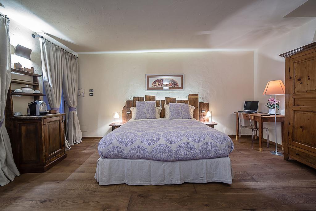 Domus Antica Aosta Otel Dış mekan fotoğraf